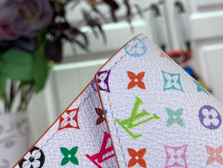 루이비통 TM 빅토린 월릿 화이트 129.52.5cm7.jpg