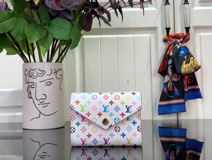 루이비통 TM 빅토린 월릿 화이트 129.52.5cm1.jpg