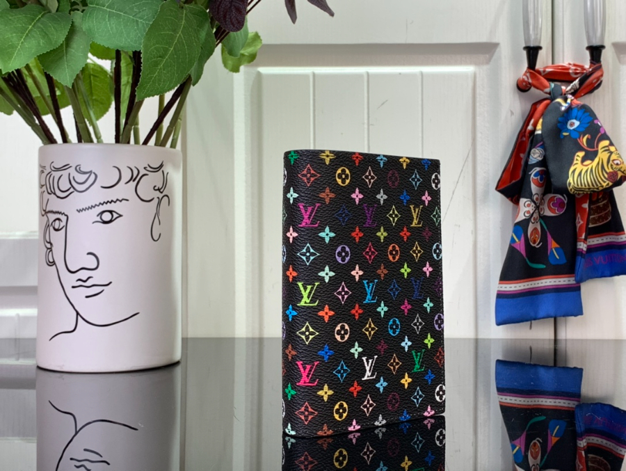 루이비통 TM 여권지갑 블랙 142.510cm3.jpg