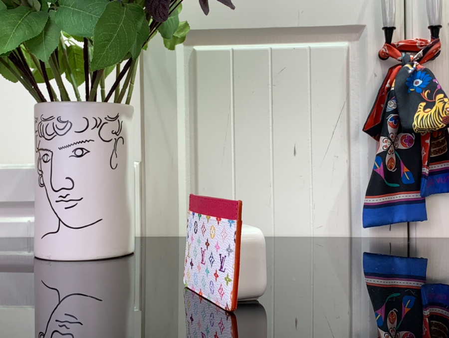 루이비통 TM 카드 홀더 화이트 1170.5cm3.jpg