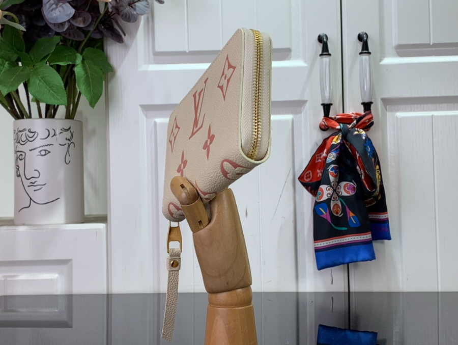 루이비통 zippy 지퍼 장지갑 M81914 19.510.52.5cm3.jpg