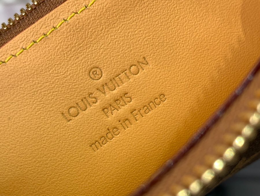 루이비통 본 키 파우치 M12616 90.514.8cm9.jpg