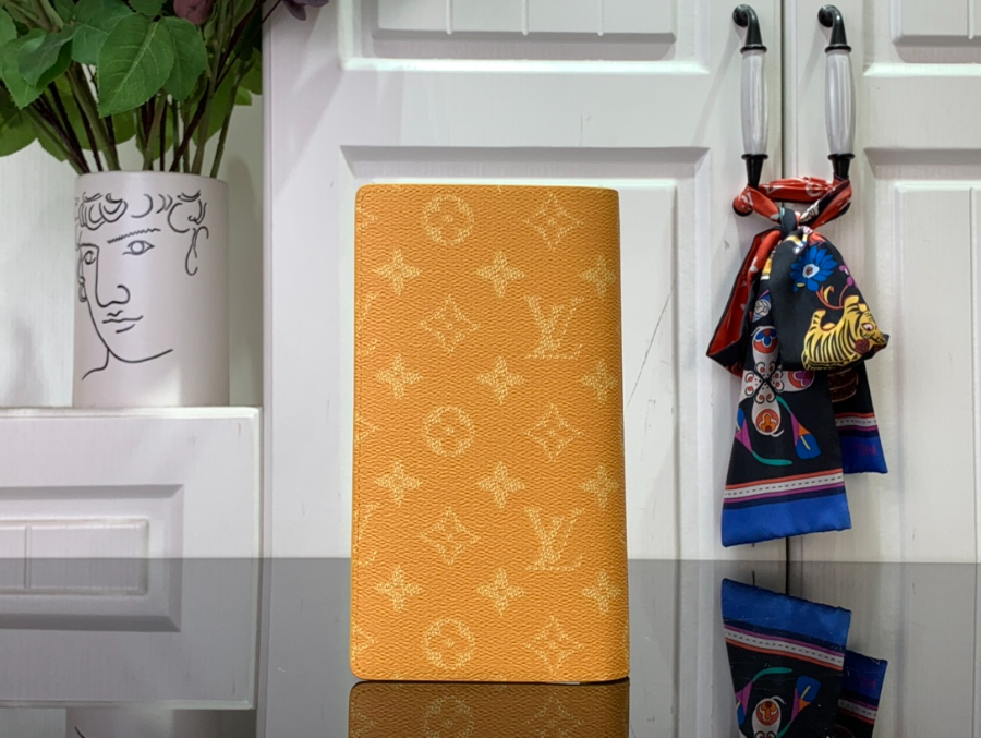 루이비통 브라짜 장지갑 M12656 19210cm 옐로우2.jpg