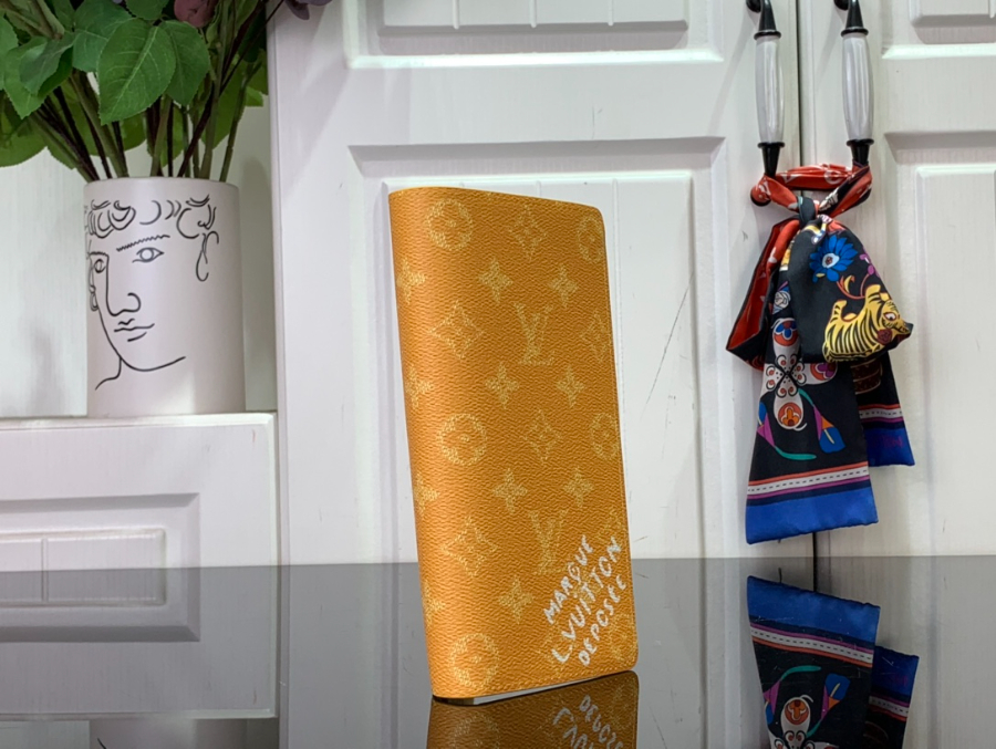 루이비통 브라짜 장지갑 M12656 19210cm 옐로우3.jpg