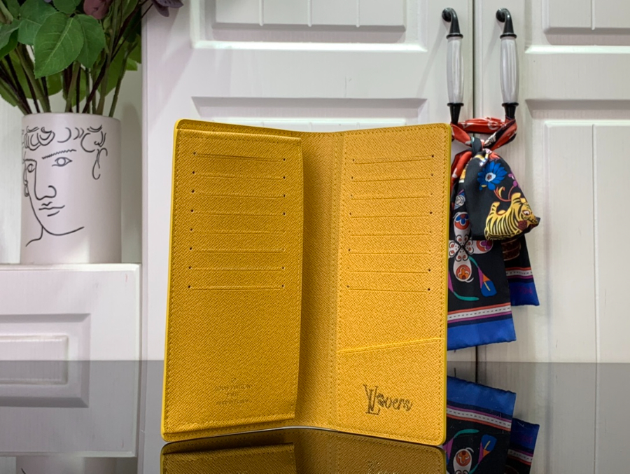 루이비통 브라짜 장지갑 M12656 19210cm 옐로우4.jpg