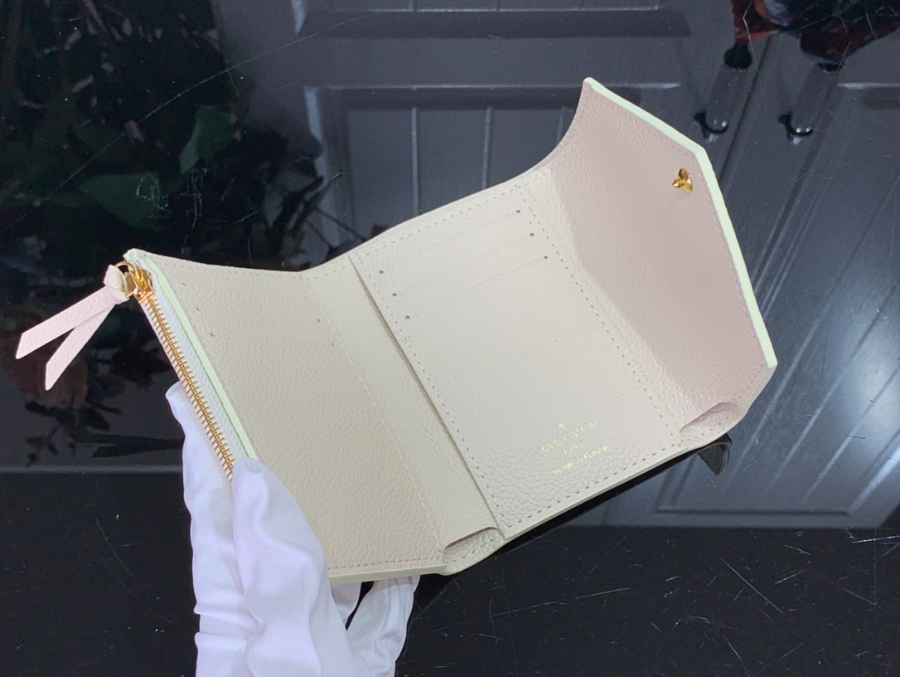 루이비통 빅토린 지갑 M82062 129.51.5cm5.jpg