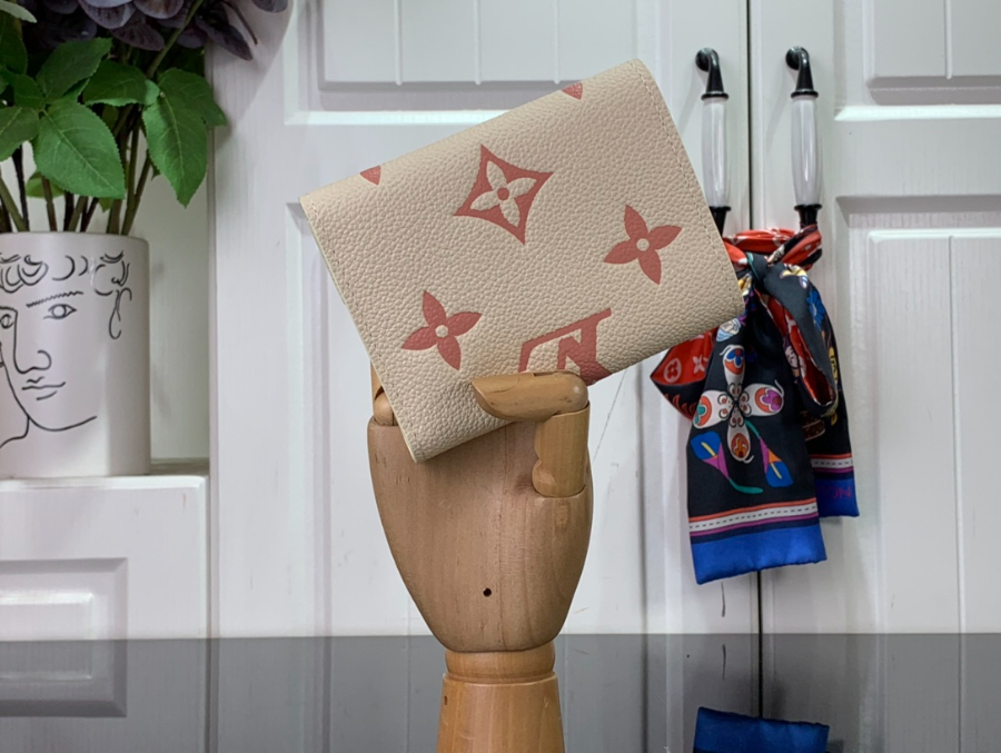 루이비통 빅토린 지갑 M82062 129.51.5cm2.jpg