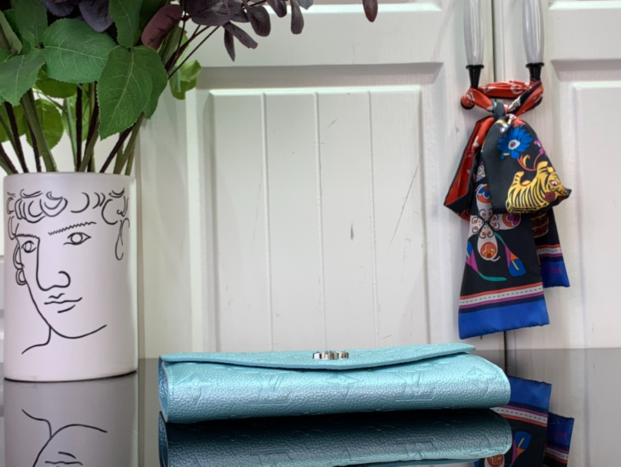 루이비통 사라 지갑 M12172 1910.52cm 스카이 블루4.jpg