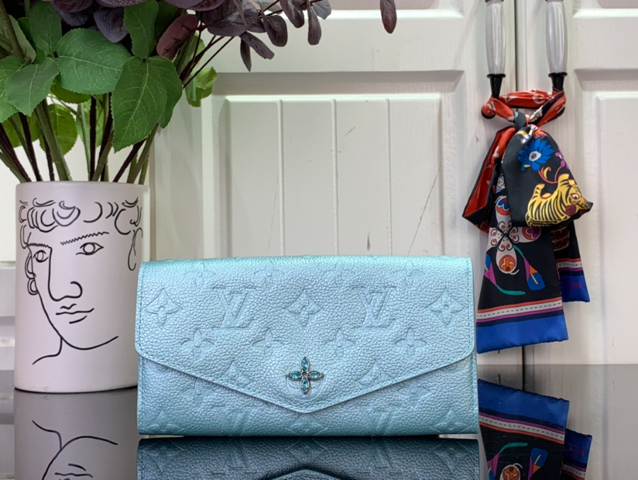 루이비통 사라 지갑 M12172 1910.52cm 스카이 블루1.jpg