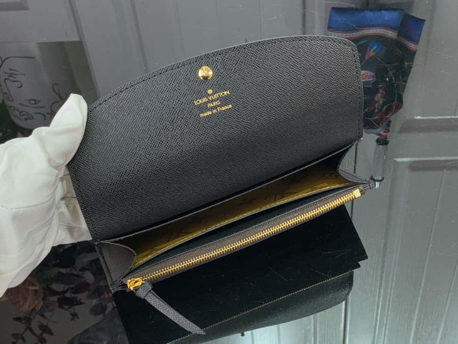 루이비통 월릿 에밀리 장지갑 M82157 19102cm5.jpg