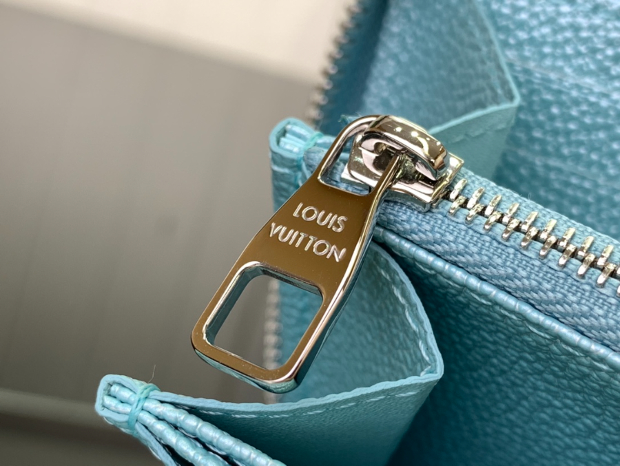 루이비통 지피 장지갑 M12680 19.510.52.5cm 스카이 블루7.jpg