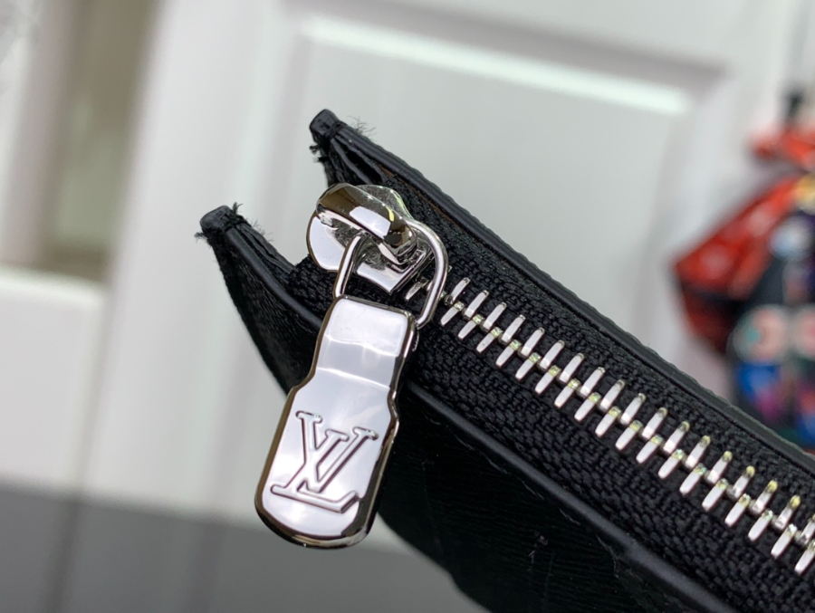 루이비통 코인 카드홀더 814.51cm M81751 1컬러6.jpg