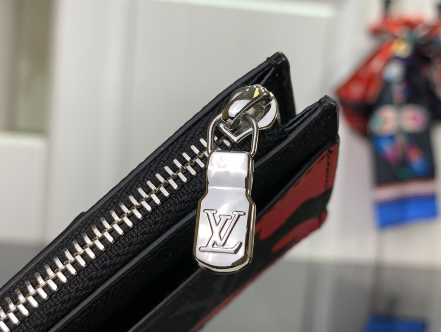 루이비통 코인 카드홀더 814.51cm M81751 2컬러5.jpg