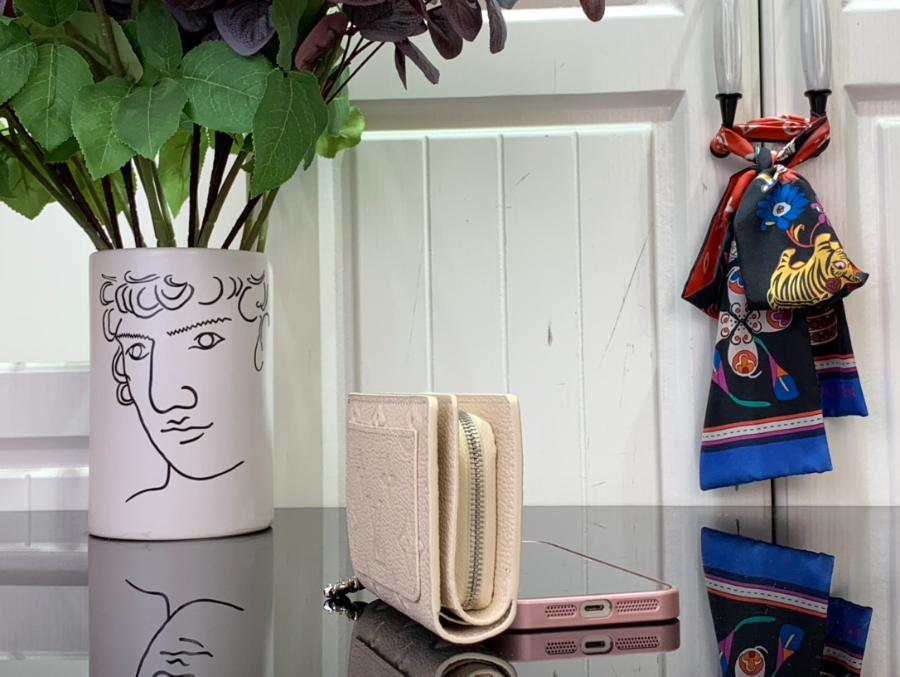 루이비통 클레아 월릿 M12188 118.53.5cm 크림5.jpg