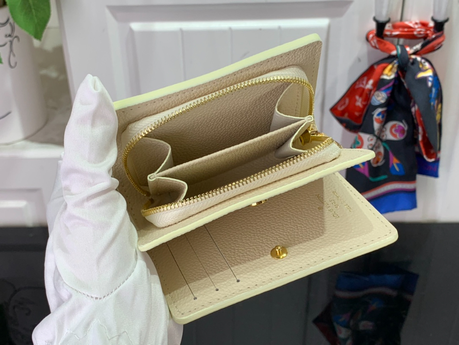 루이비통 클레아 월릿 M81927 118.53.5cm5.jpg