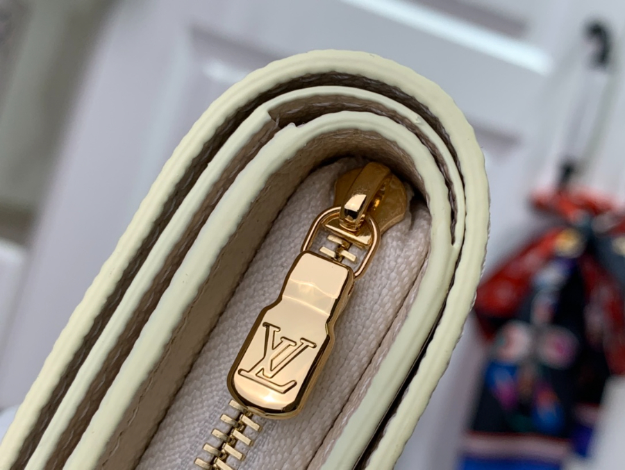 루이비통 클레아 월릿 M81927 118.53.5cm7.jpg