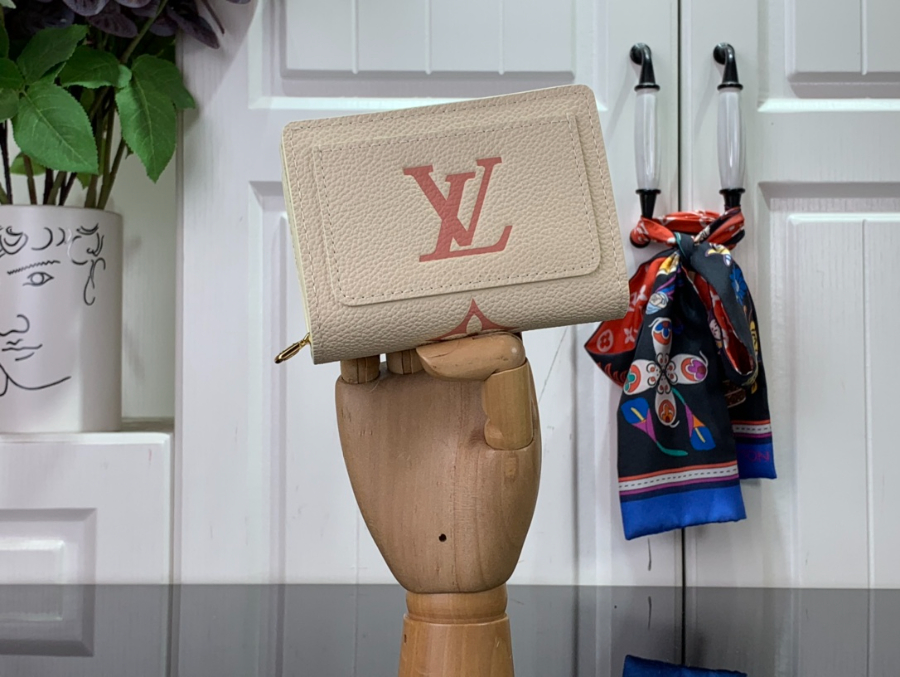 루이비통 클레아 월릿 M81927 118.53.5cm1.jpg