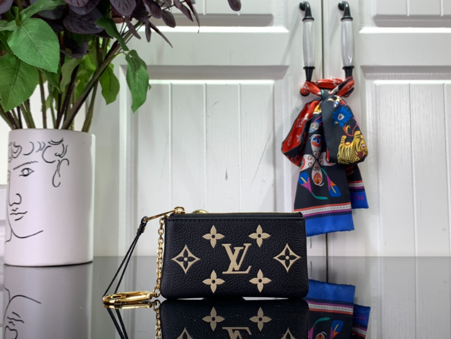 루이비통 키 파우치 모노그램 앙프렝뜨 블랙 베이지 M80885 1271.5cm01.jpg