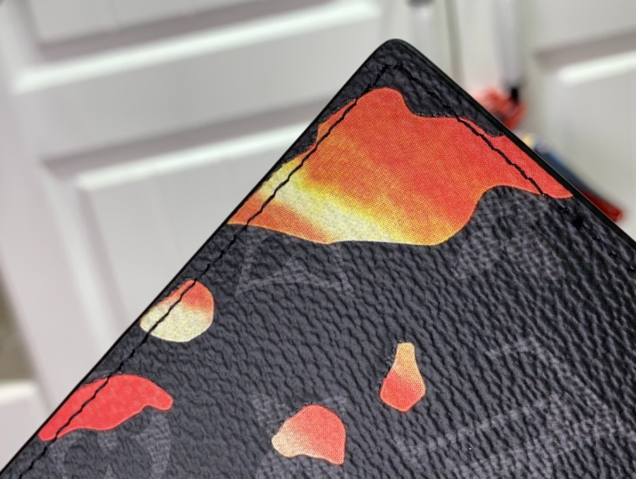 루이비통 패스포트 여권지갑 10142.5cm M62089 1컬러7.jpg