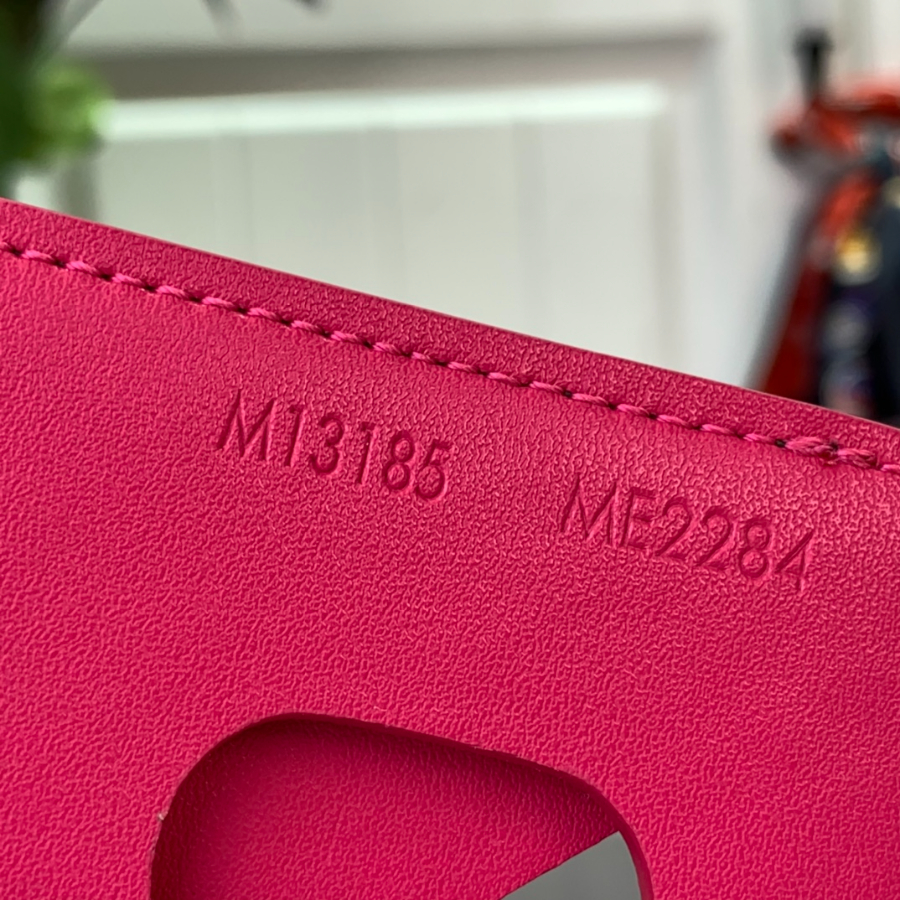 루이비통 포르트 카르트 마그넷 카드지갑 M12851 딥핑크 9.50.56.5cm9.jpg