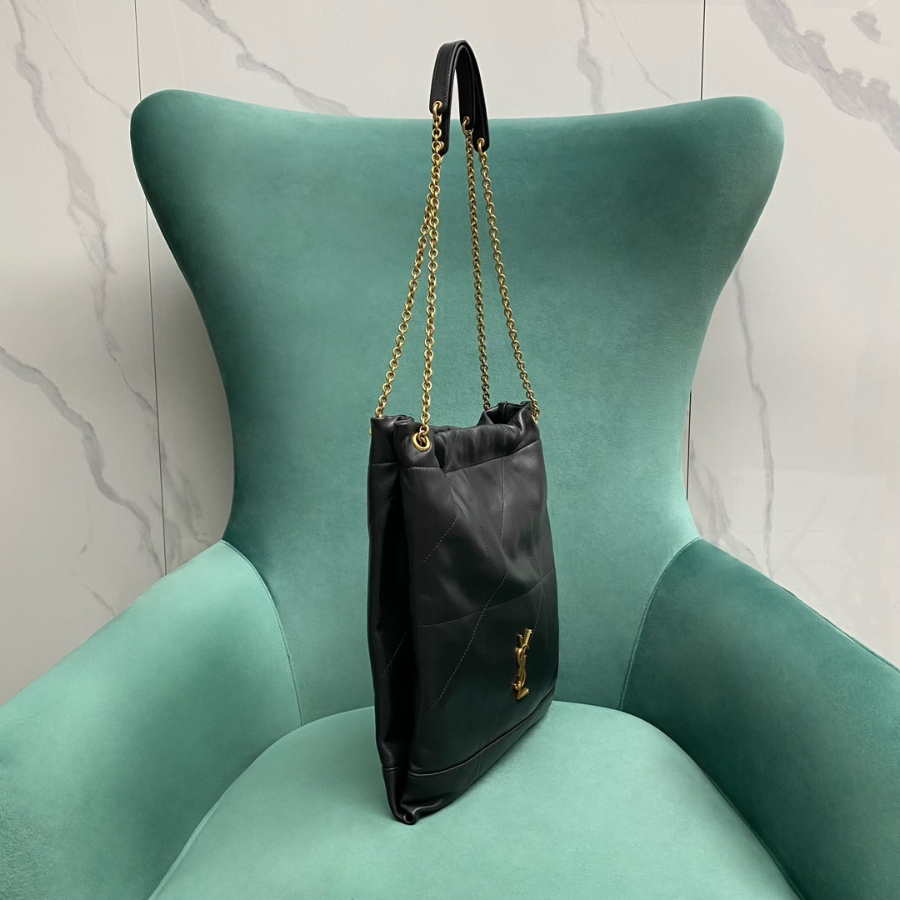 생로랑 램스킨 소재의 JAMIE POCHON 781666 28233cm 블랙3.jpg