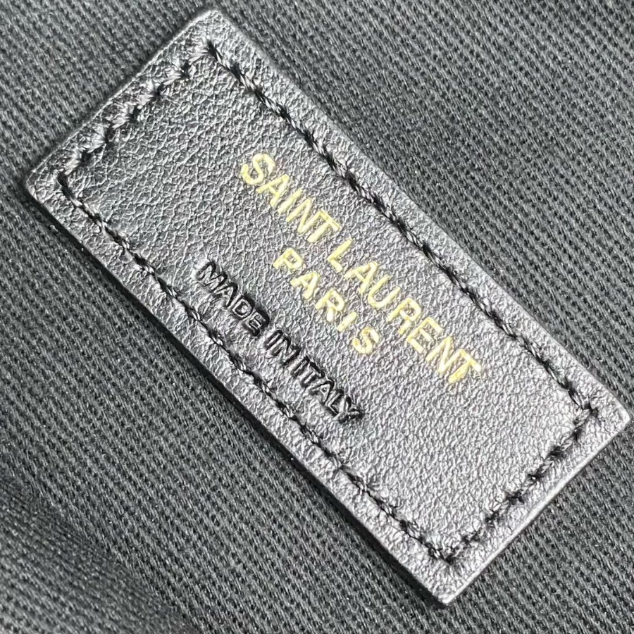 생로랑 램스킨 소재의 JAMIE POCHON 781666 28233cm 올리브8.jpg