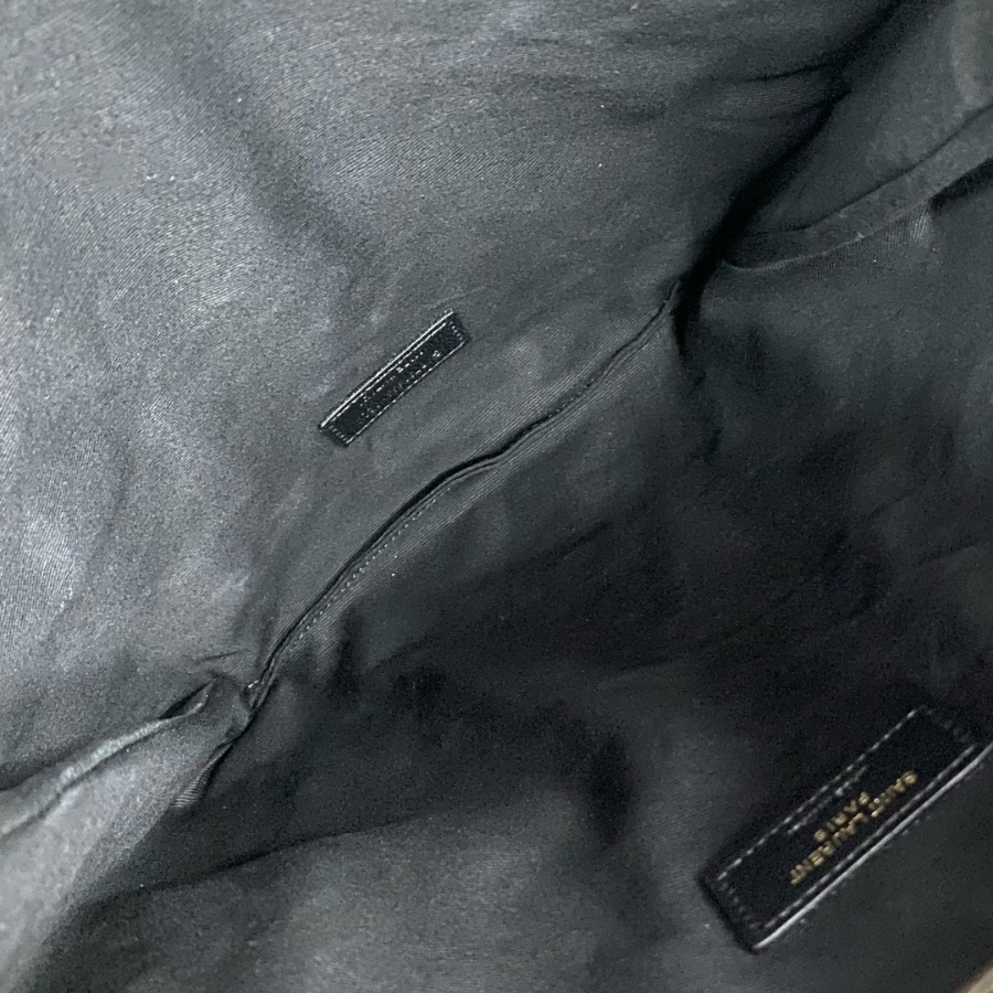 생로랑 램스킨 소재의 JAMIE POCHON 781666 28233cm 올리브9.jpg