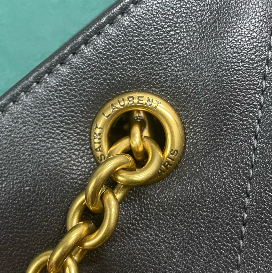 생로랑 램스킨 소재의 JAMIE 스몰 쇼퍼 833948 272911cm 다크 그레이07.jpg