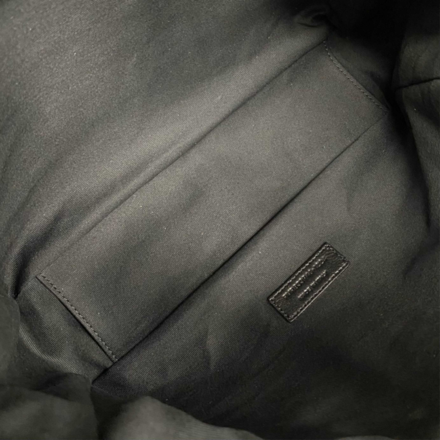 생로랑 램스킨 소재의 JAMIE 스몰 쇼퍼 833948 272911cm 올리브 금장05.jpg