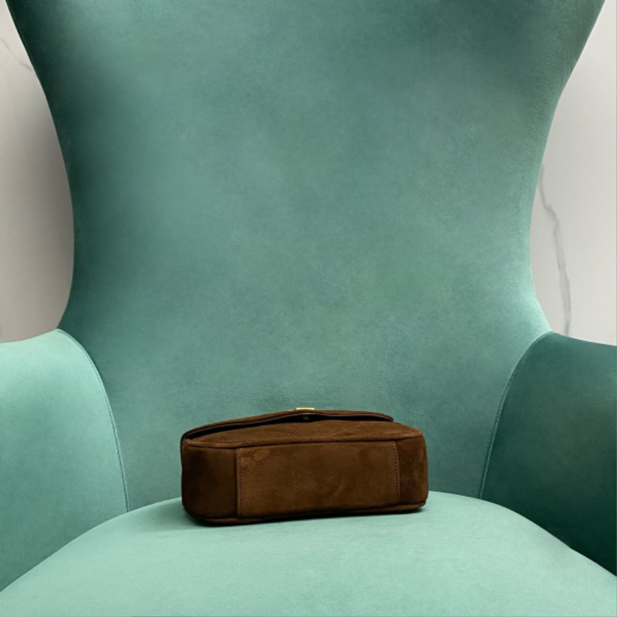 생로랑 루루 미니 마테라쎄 스웨이드 브라운 커피 20125cm 82174906.jpg