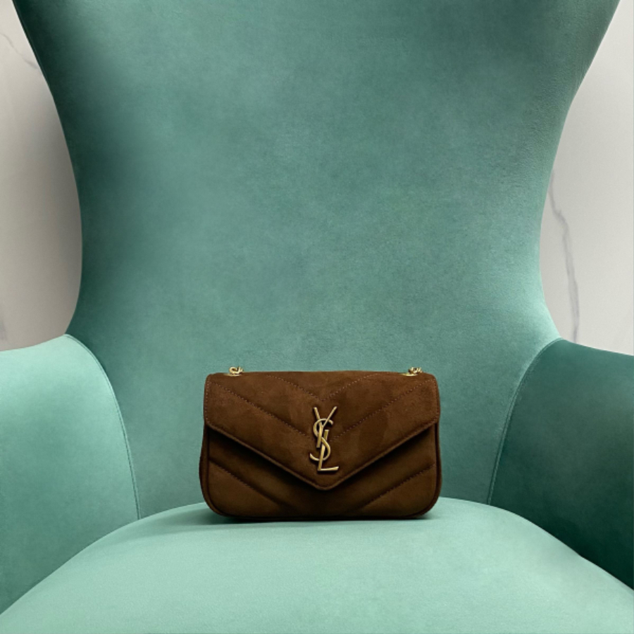 생로랑 루루 미니 마테라쎄 스웨이드 브라운 커피 20125cm 82174901.jpg