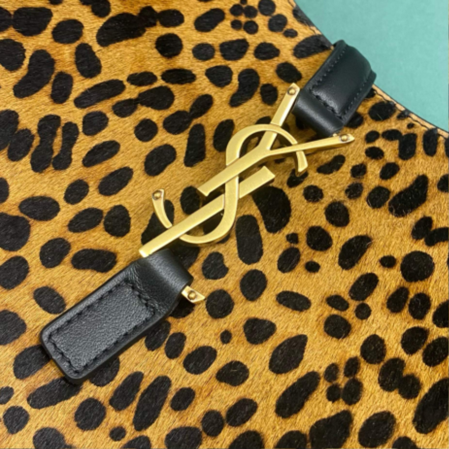 생로랑 르 5 A 7 서플 라지 포니 헤어 레더 베이지 블랙 753837 301331cm5.jpg