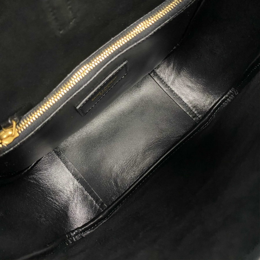 생로랑 르 5 A 7 서플 스몰 포니 헤어 레더 베이지 블랙 713938 229.521.5cm3.jpg