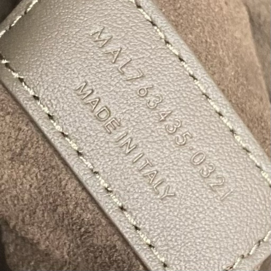 생로랑 르 5 아 7 베아 스웨이드 라이트 머스크 763435 501828cm9.jpg