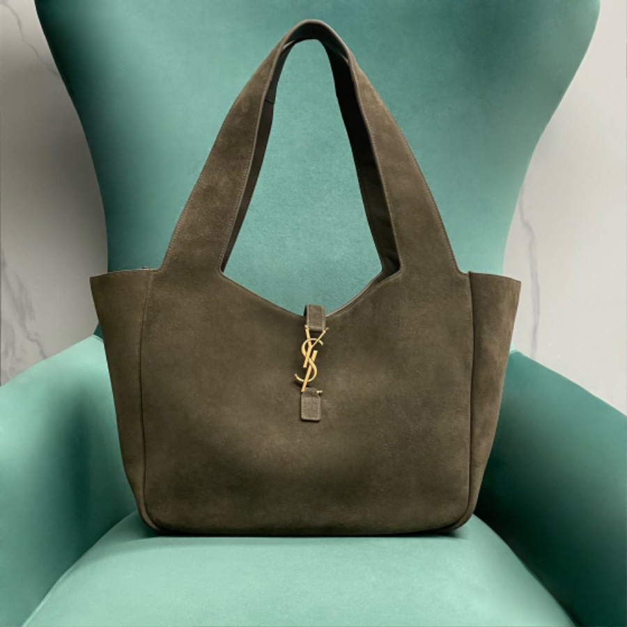 생로랑 르 5 아 7 베아 스웨이드 라이트 머스크 763435 501828cm1.jpg