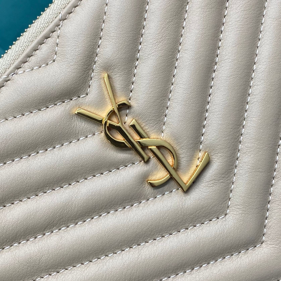 생로랑 마틀라세 가죽 소재의 모노그램 생 로랑 파우치 379039 241.517.5cm 베이지 스몰6.jpg