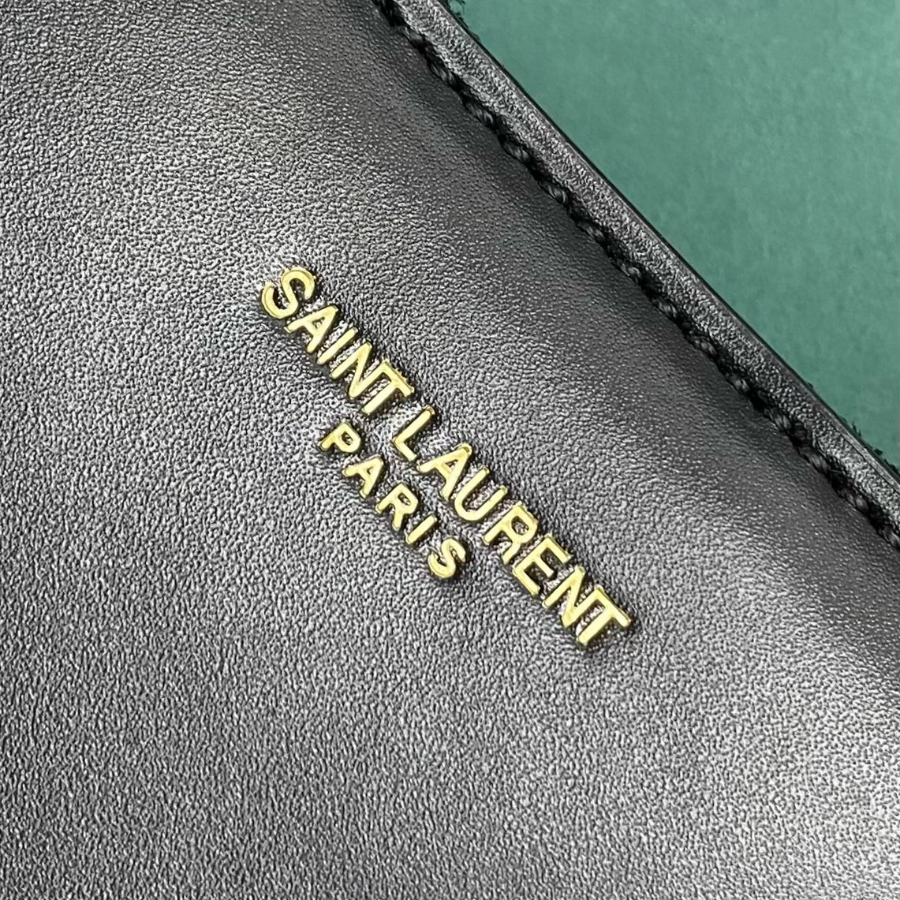 생로랑 박스 가죽 소재의 생 로랑 토이 쇼퍼 773995 18817cm 블랙8.jpg