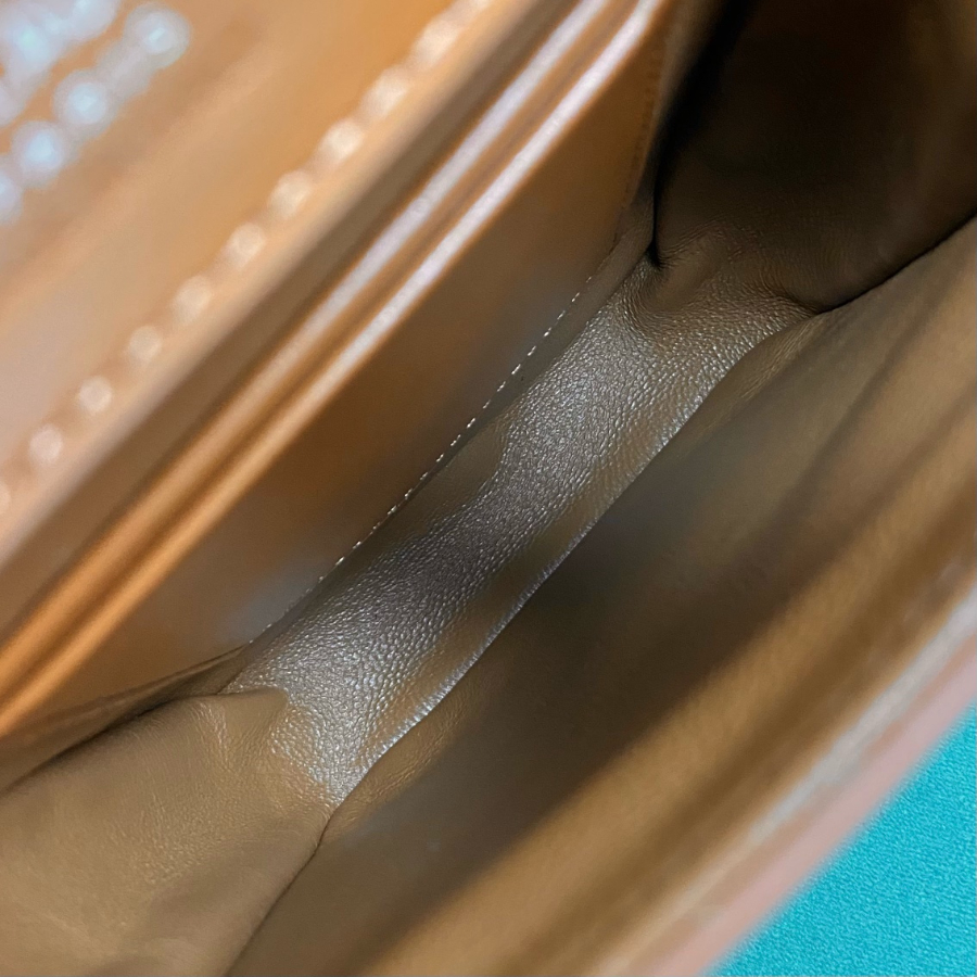 생로랑 부드러운 가죽 소재의 SOLFERINO 미니 백 753963 11418cm 브라운6.jpg