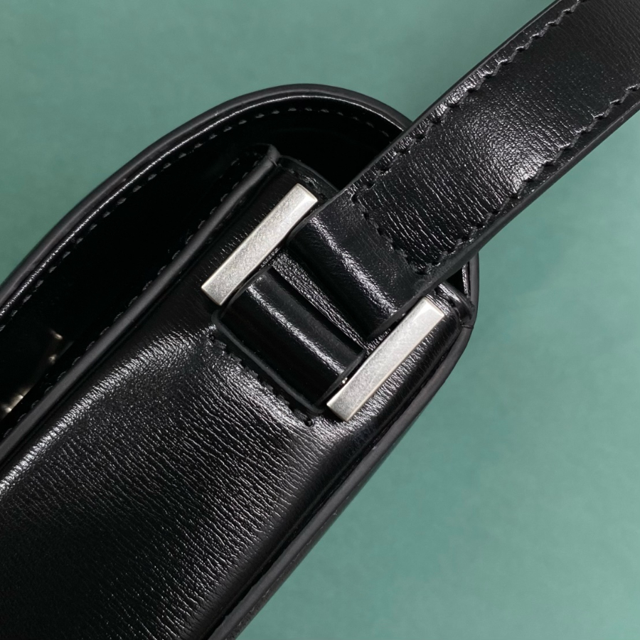 생로랑 부드러운 가죽 소재의 SOLFERINO 미니 백 753963 11418cm 블랙8.jpg