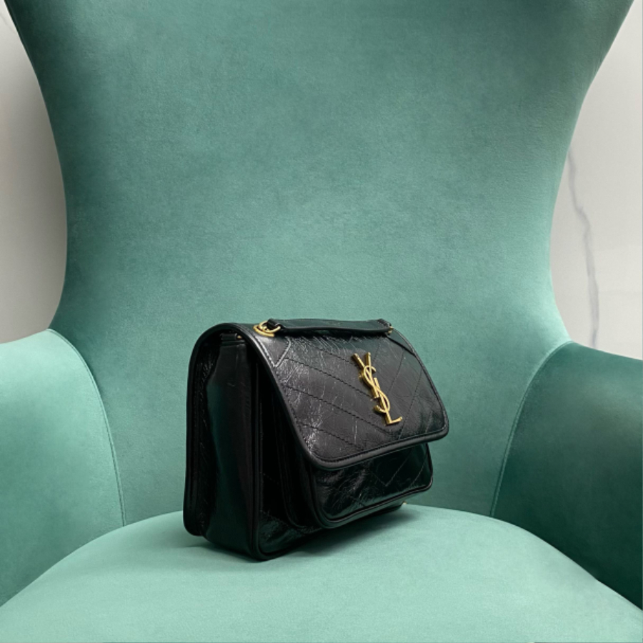 생로랑 빈티지 가죽 소재 NIKI BABY 633160 221712cm 블랙 금장05.jpg