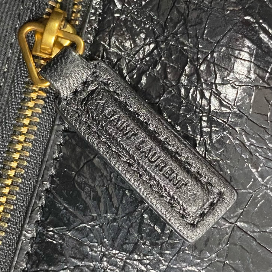 생로랑 빈티지 가죽 소재 NIKI 미디엄 633158 281420cm 블랙 금장08.jpg