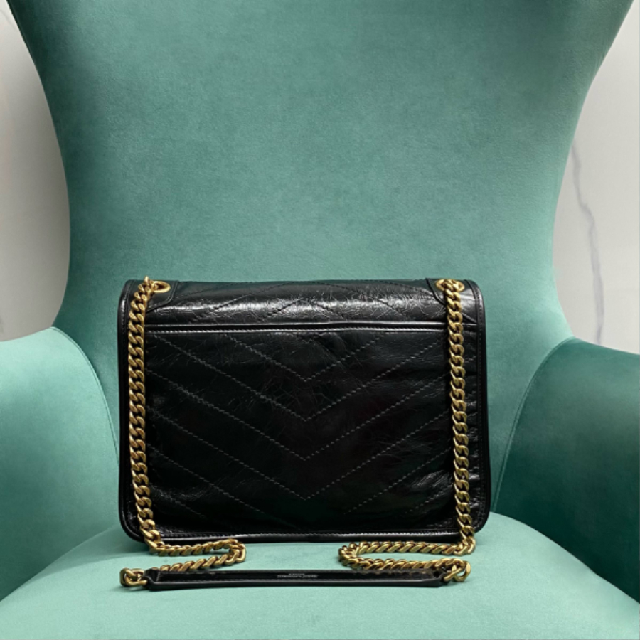 생로랑 빈티지 가죽 소재 NIKI 미디엄 633158 281420cm 블랙 금장02.jpg