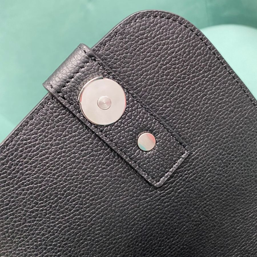 생로랑 삭 드 주르 백팩 그레인 레더 블랙 480585 291437.5cm09.jpg