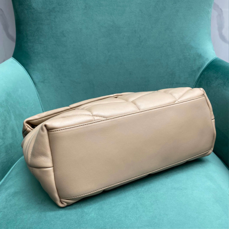 생로랑 생로랑 나파 퀼팅 소재 PUFFER 577475 331424cm 다크 베이지 금장04.jpg