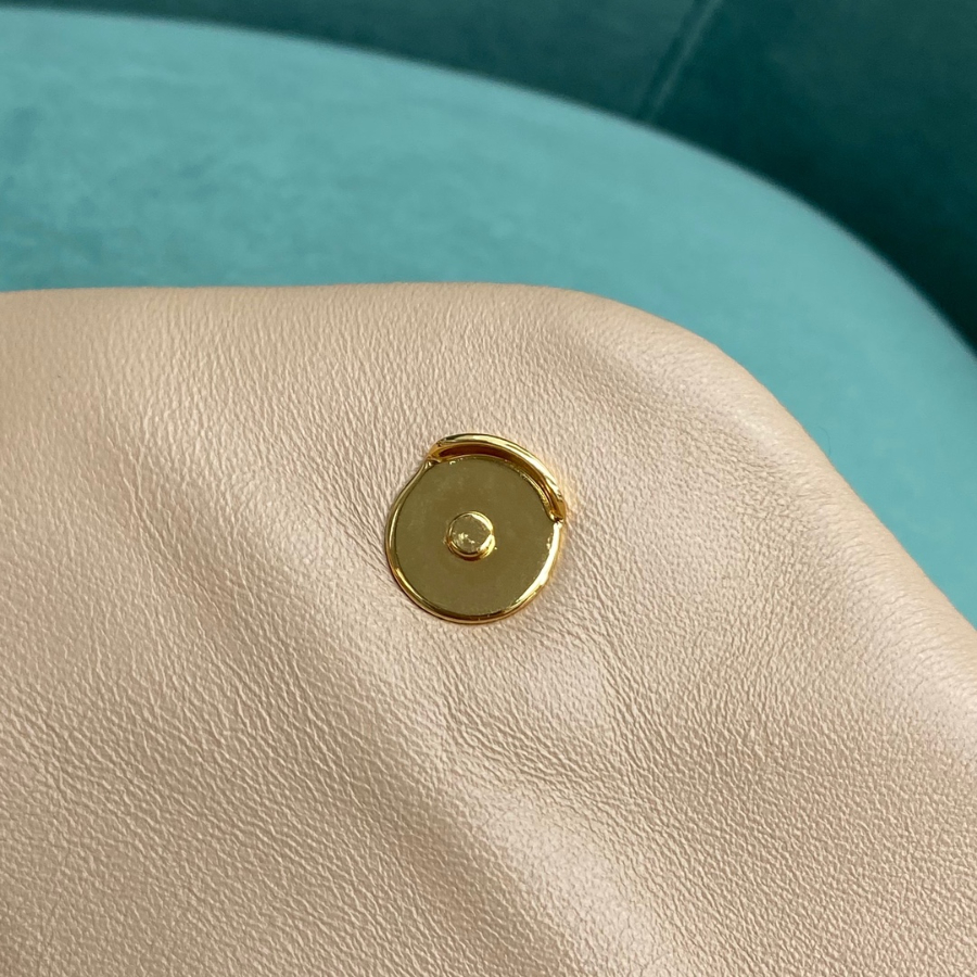 생로랑 세이드 푸퍼 클러치 가방 655004 35918cm 베이지6.jpg