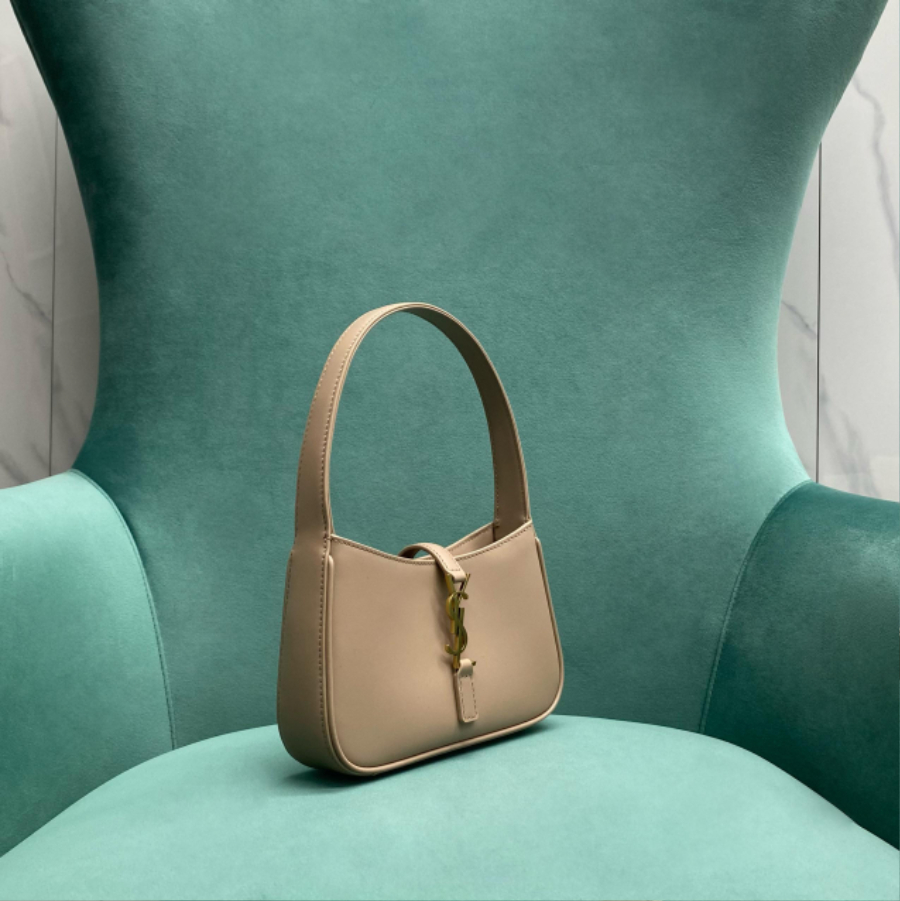 생로랑 스무스 가죽 소재 5 A 7 미니 710318 18.5411cm 다크 베이지4.jpg