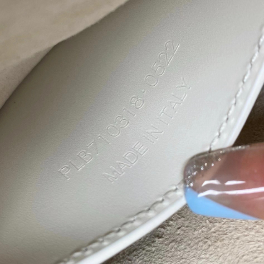 생로랑 스무스 가죽 소재 5 A 7 미니 710318 18.5411cm 화이트8.jpg