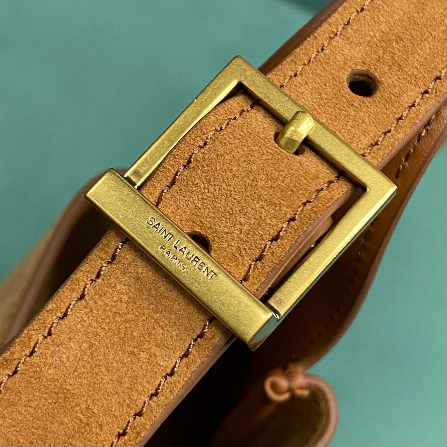 생로랑 스웨이드 가죽 소재의 유영한 LE 5 A 7 베이비백 809461 15716cm 옐로우 브라운5.jpg