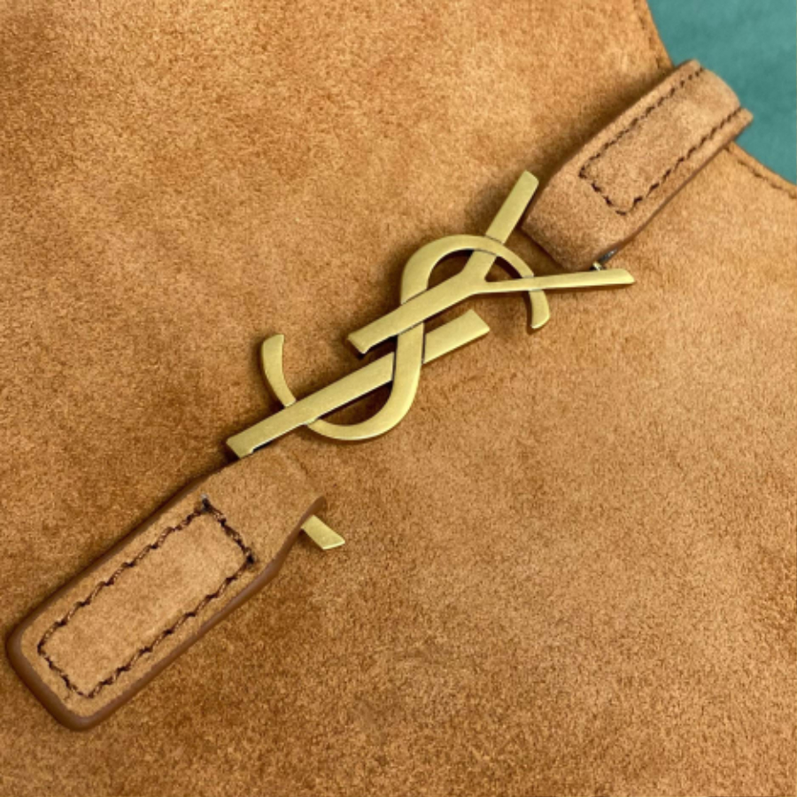 생로랑 스웨이드 가죽 소재의 유영한 LE 5 A 7 베이비백 809461 15716cm 옐로우 브라운6.jpg