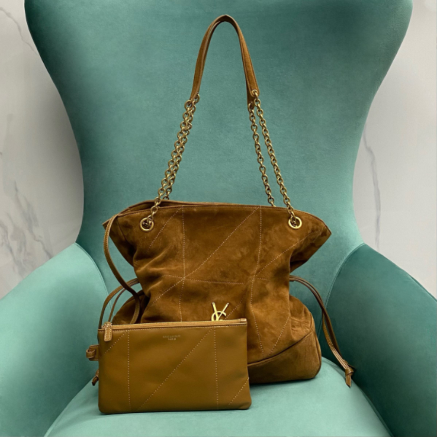 생로랑 스웨이드 소재의 JAMIE 쇼퍼 809824 34935cm 브라운1.jpg